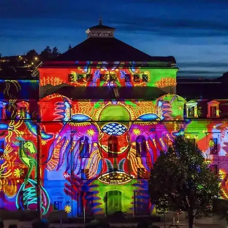 Апартаменты Grand Elegant Et Spacieux 6 Personnes Le Puy-en-Velay