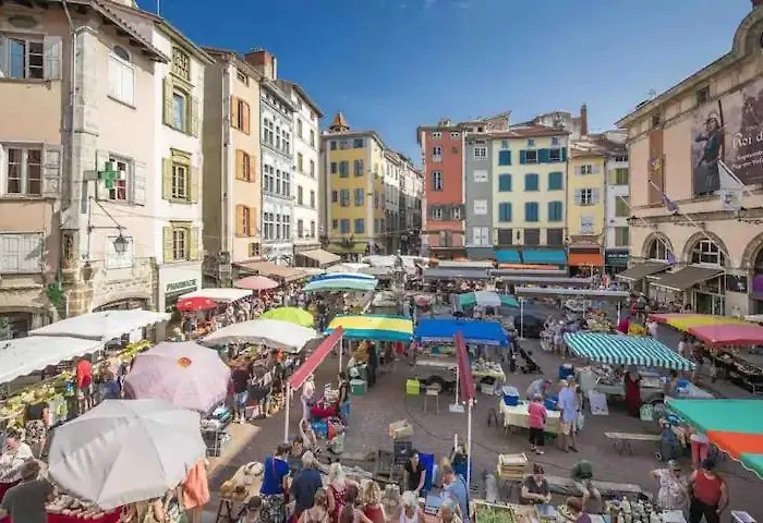 Grand Elegant Et Spacieux 6 Personnes Le Puy-en-Velay