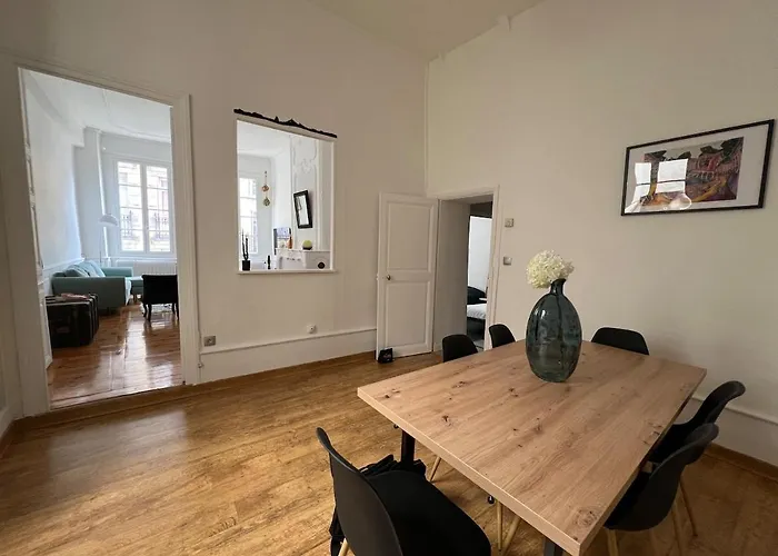 Grand Elegant Et Spacieux 6 Personnes * Le Puy-en-Velay